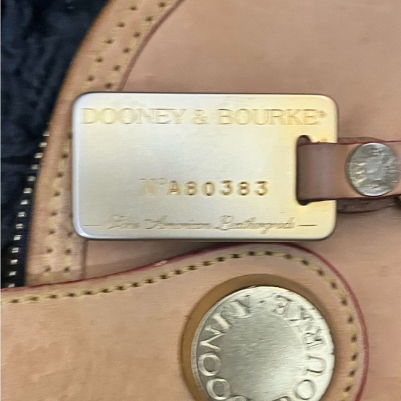 VINTAGE DOONEY & BOURKE CABRIOLET - Picture 5 of 16